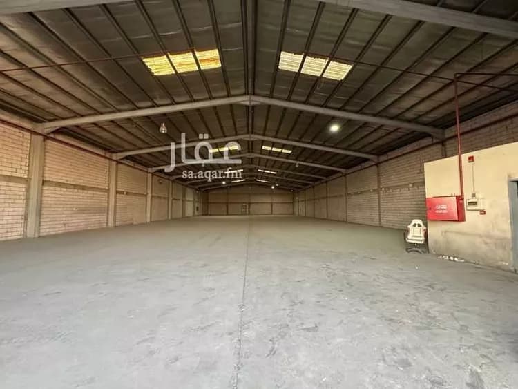 مستودع للإيجار في شارع الجوهرة, حي البرية, مدينة الرياض - 3