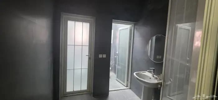 مستودع جديد للإيجار في حي المنصورية - 8