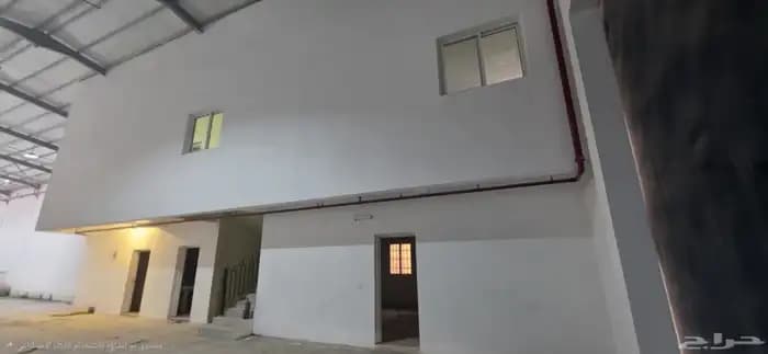 مستودع جديد للإيجار في حي المنصورية - 3