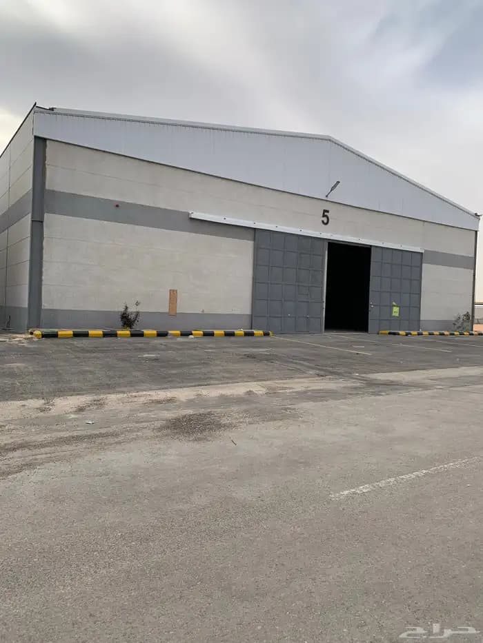 مستودع للإيجار في المشاعل - موقع متميز - 1