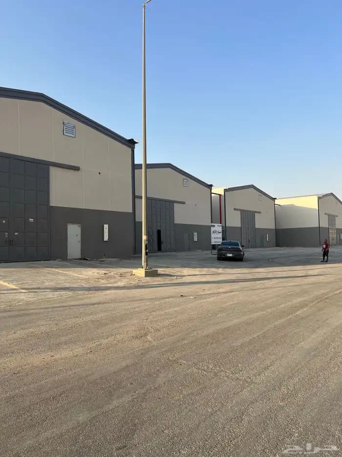 مستودع للإيجار في حي طيبة بالرياض - 9