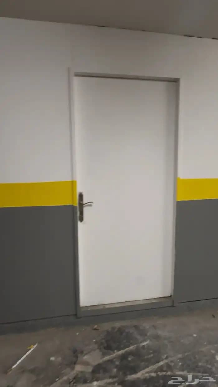 Warehouse for Annual Rent in Al Aqrabyah - 3