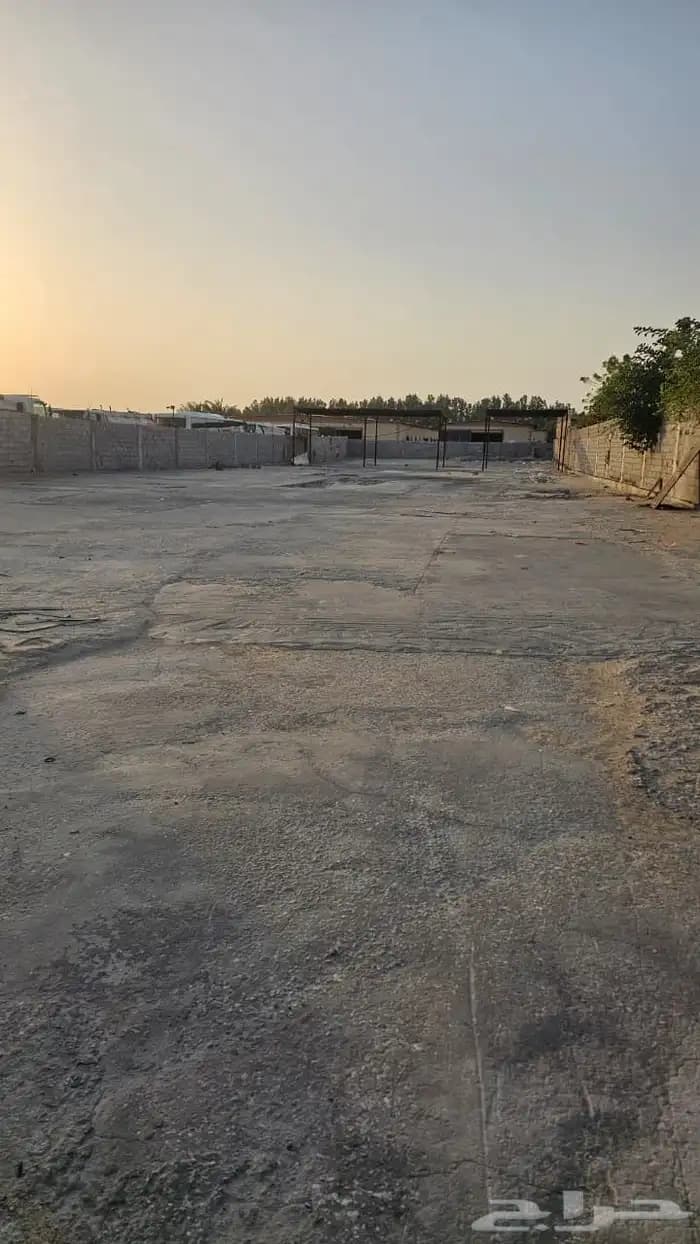 مستودع للإيجار في موقع استراتيجي بين الدمام والجبيل - 1